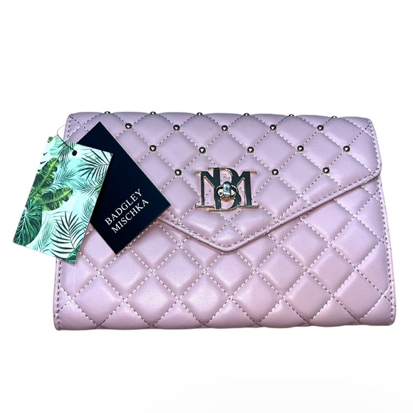 BADGLEY MISCHKA PURSE BLUSH PINK DIMOND QUILTED CROSSBODY SHOULDER BAG STUDS - Picture 1 of 12